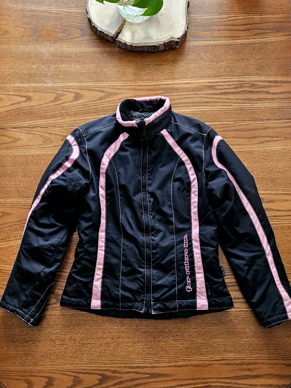 FXR Women’s Winter Jacket – Size 8 – Black/Pink – Excellent Condition